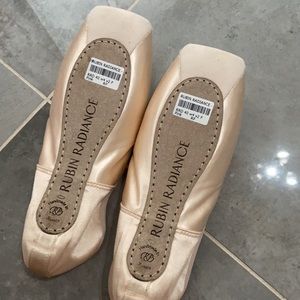 Russian pointe Rubin radiance 40 w4 v2